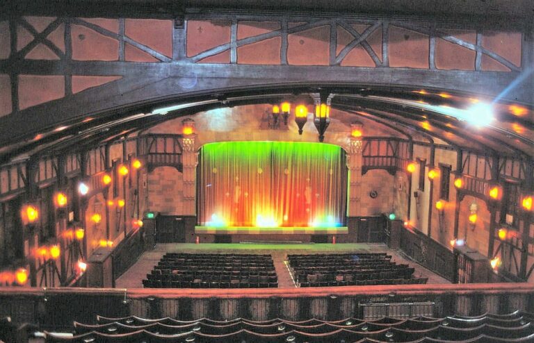 7_The Beaufort Cinema, 1975, Image Courtesy John Fernee